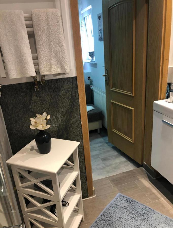 Kleine Gemuetliche Einliegerwohnung Mit Garten Und Pool Nordstemmen Dış mekan fotoğraf